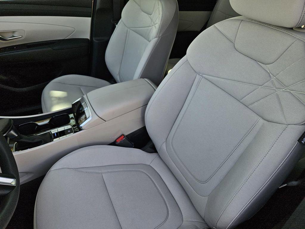 new 2025 Hyundai Tucson car, priced at $28,440