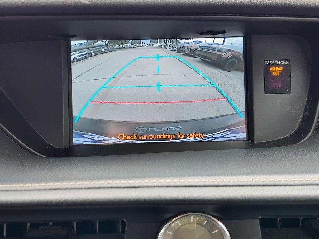 used 2014 Lexus ES 300h car, priced at $15,300