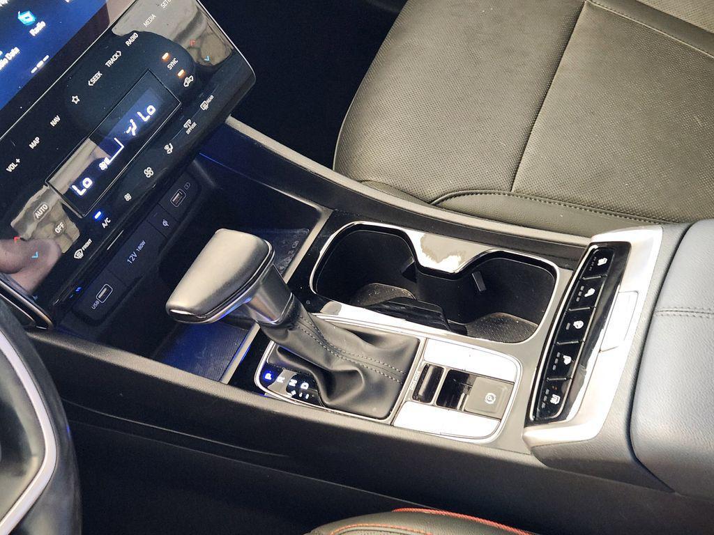 used 2022 Hyundai SANTA CRUZ car, priced at $25,900