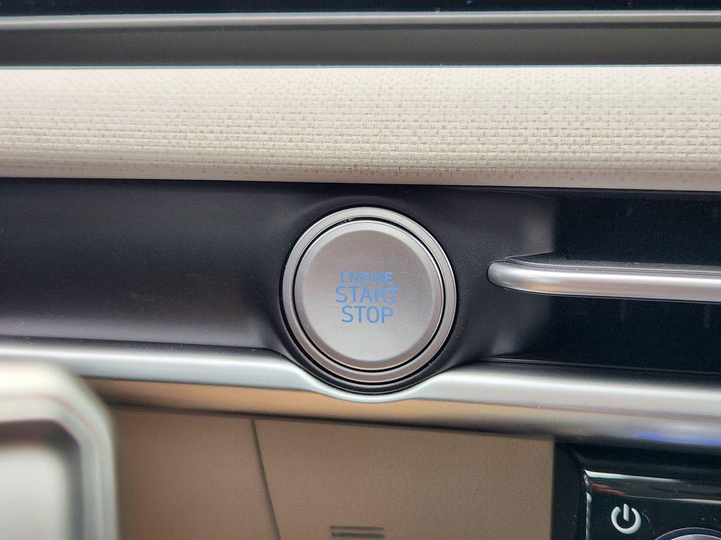 new 2026 Hyundai TUCSON Hybrid car, priced at $36,279