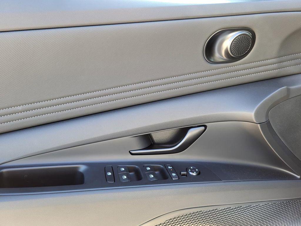 new 2025 Hyundai Elantra car, priced at $20,832