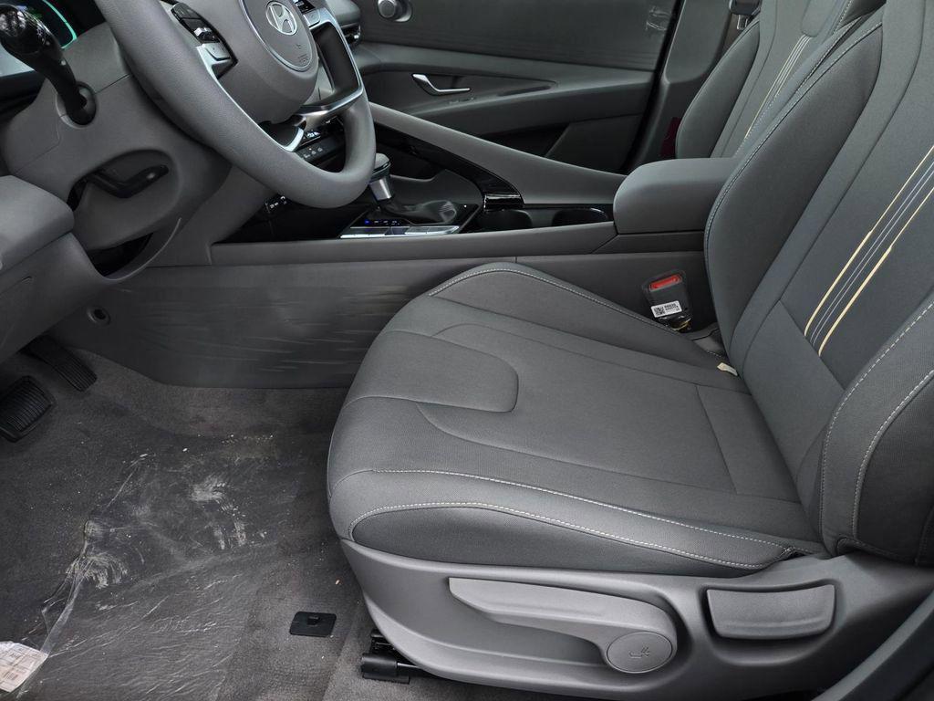 new 2025 Hyundai ELANTRA HEV car, priced at $26,620