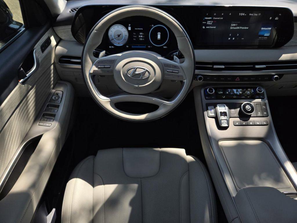 used 2025 Hyundai Palisade car, priced at $43,800