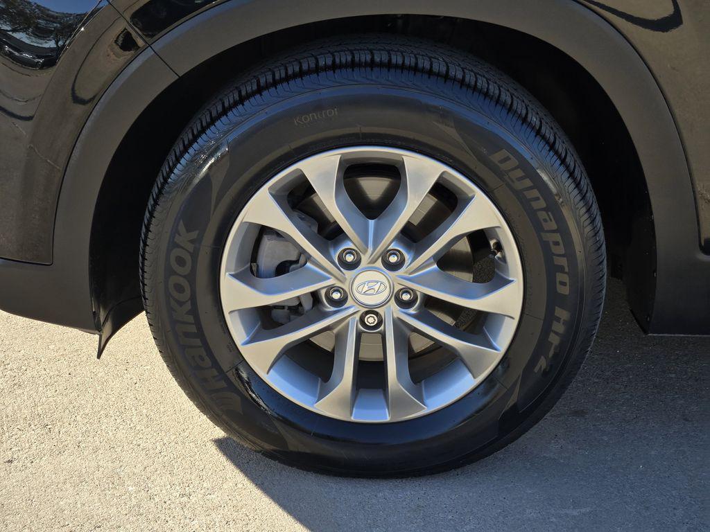 used 2020 Hyundai Santa Fe car, priced at $19,900