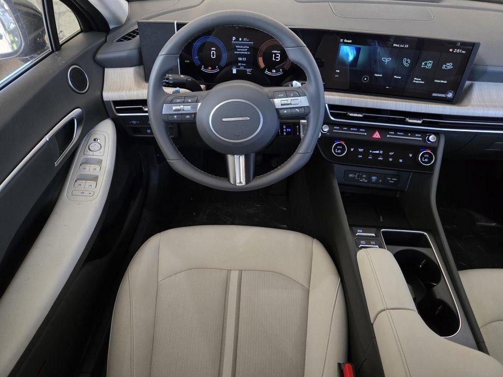 new 2025 Hyundai Sonata Hybrid car, priced at $28,999