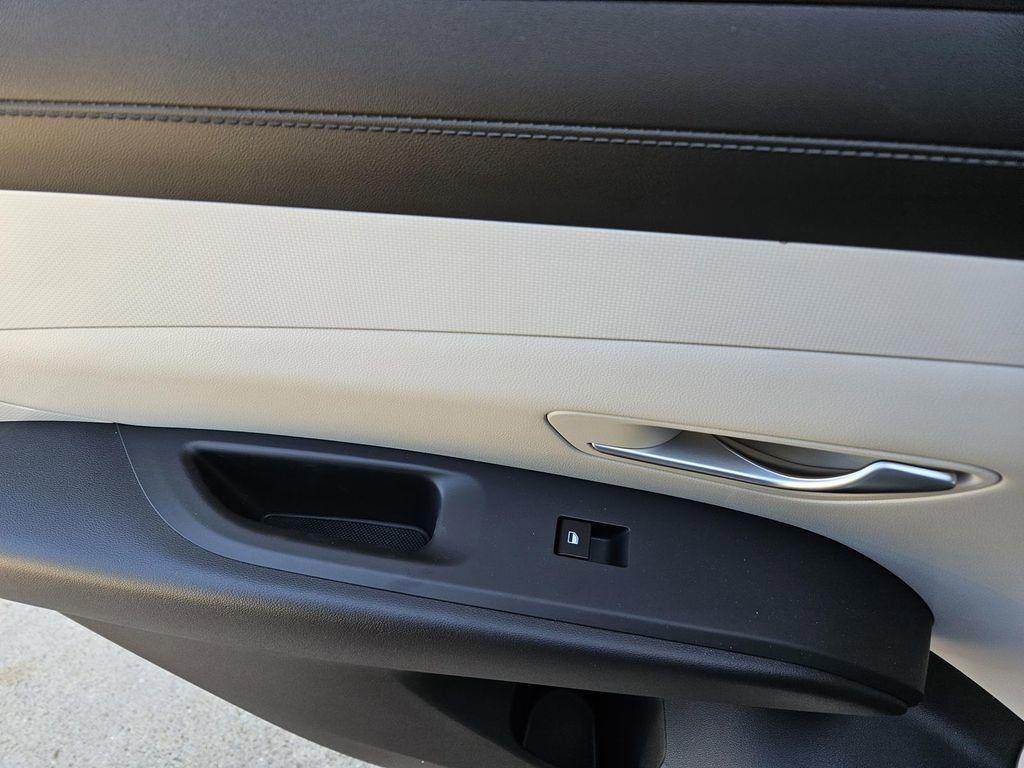 new 2025 Hyundai Tucson car, priced at $25,914