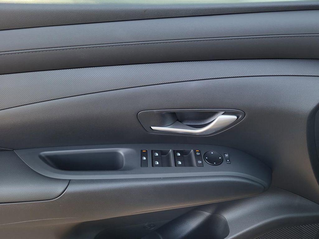 new 2025 Hyundai Tucson car, priced at $29,900