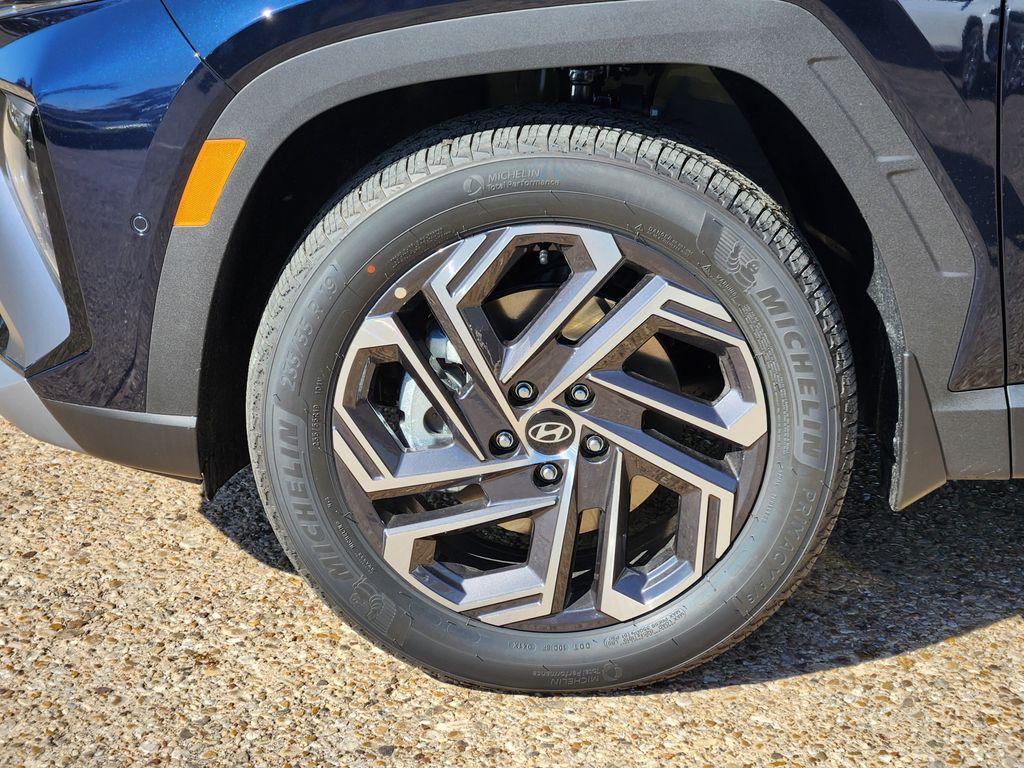 new 2026 Hyundai TUCSON Hybrid car, priced at $43,684