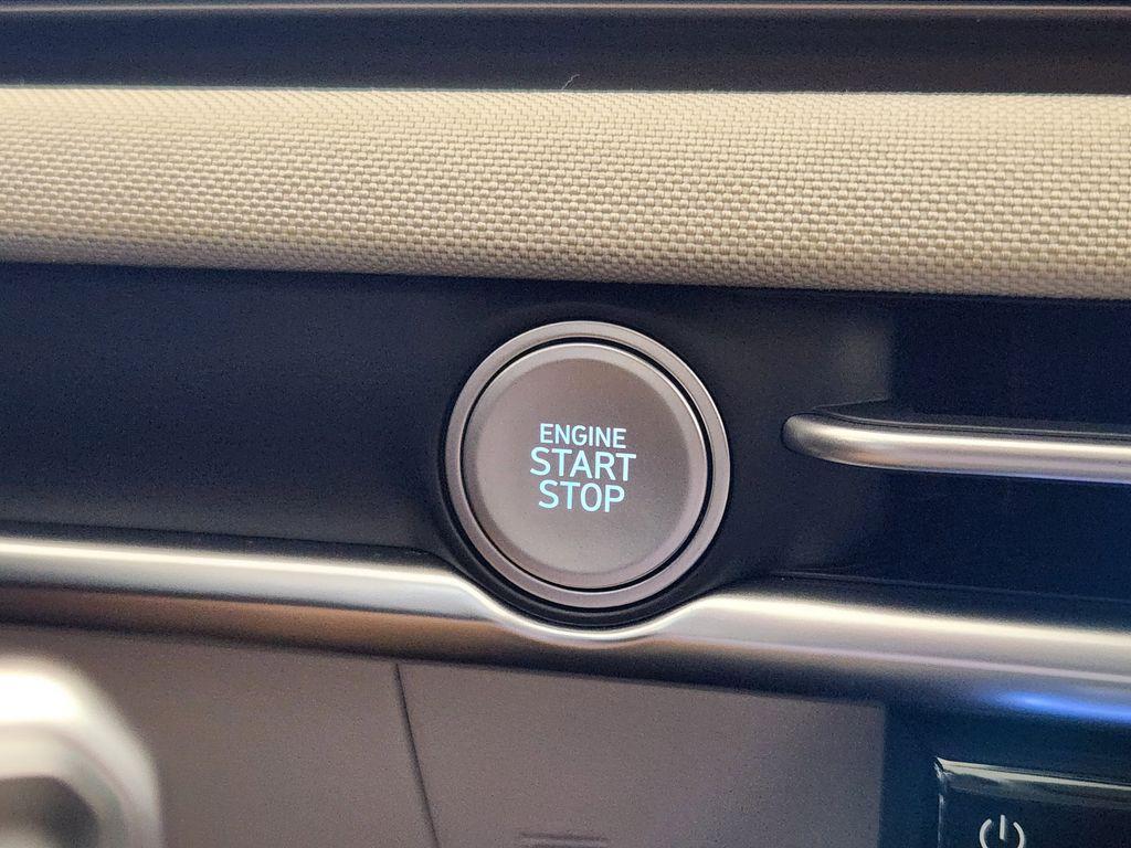 new 2026 Hyundai TUCSON Hybrid car, priced at $43,684