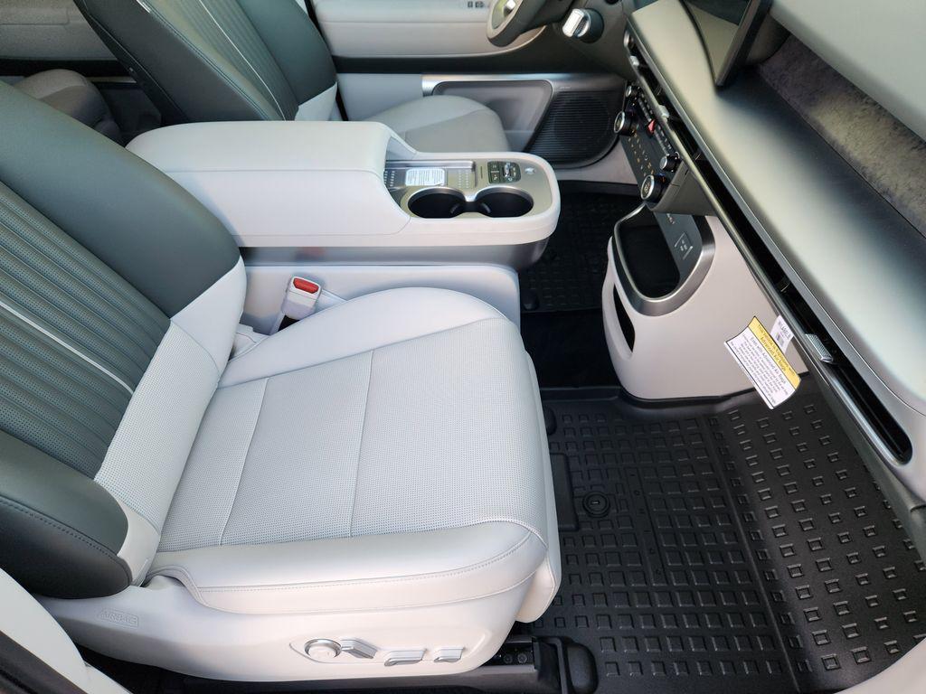 new 2026 Hyundai IONIQ 9 car, priced at $78,932