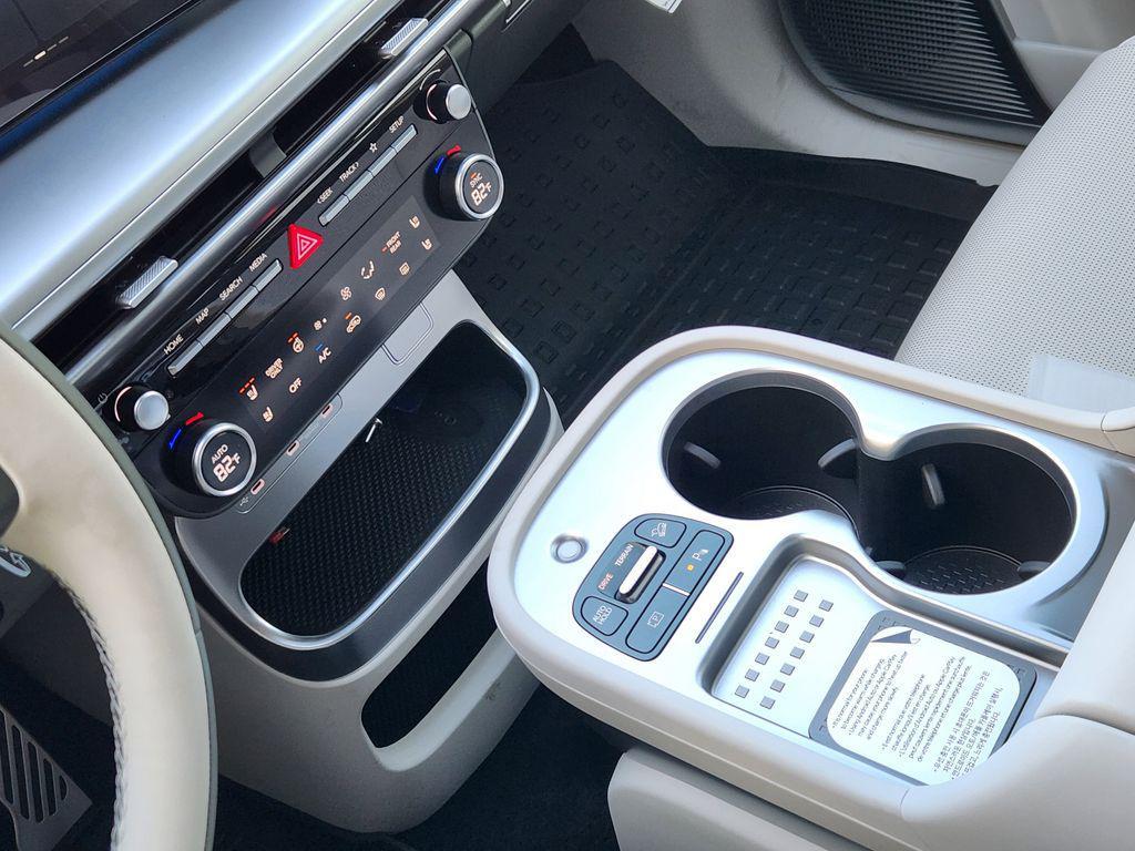 new 2026 Hyundai IONIQ 9 car, priced at $78,932