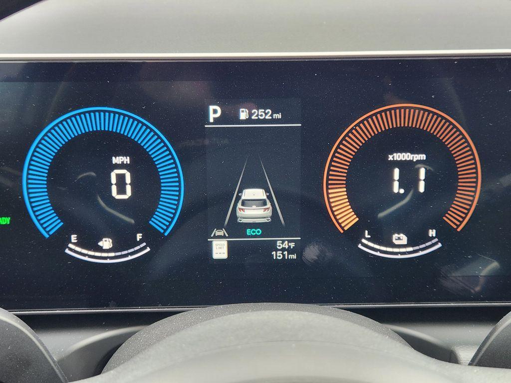 new 2026 Hyundai TUCSON Hybrid car, priced at $35,539