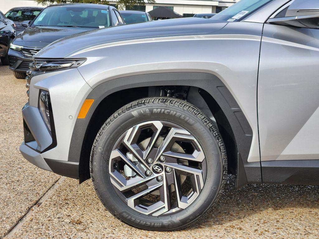 new 2026 Hyundai TUCSON Hybrid car, priced at $43,684