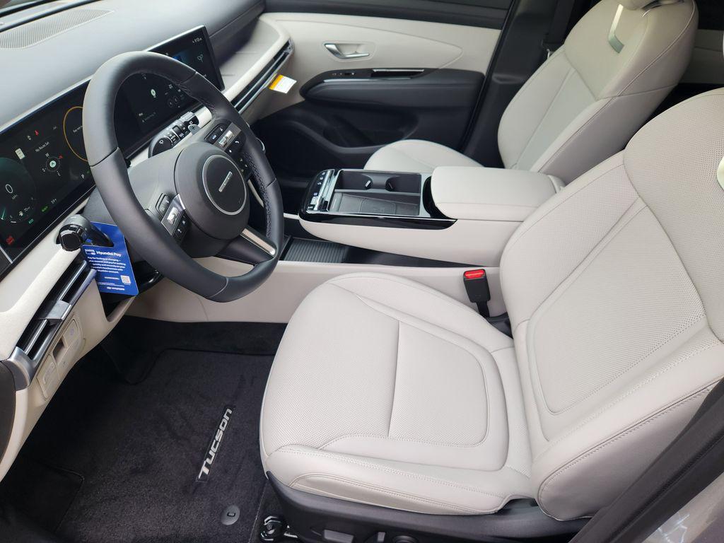 new 2026 Hyundai TUCSON Hybrid car, priced at $43,684