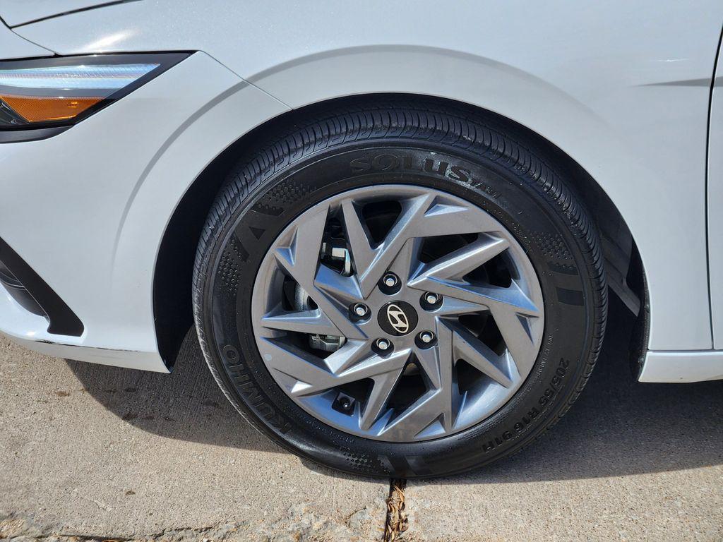 used 2025 Hyundai ELANTRA HEV car, priced at $23,200