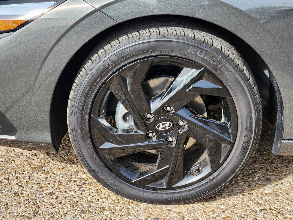 new 2026 Hyundai Elantra car, priced at $25,084