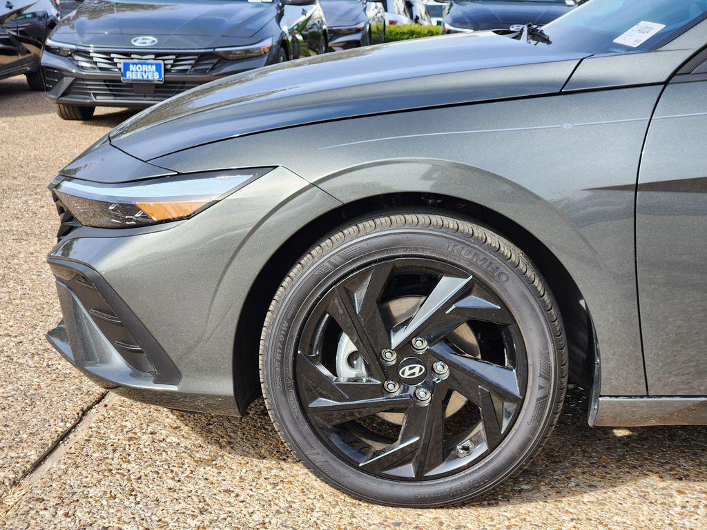 new 2026 Hyundai Elantra car, priced at $25,084
