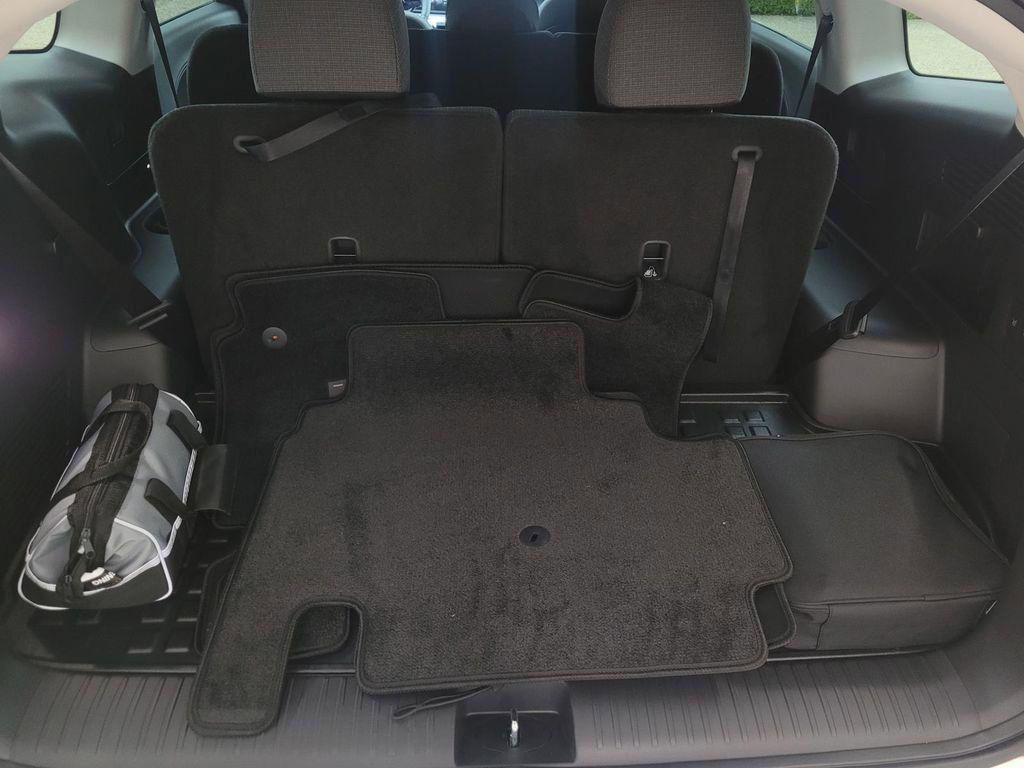 new 2026 Hyundai IONIQ 9 car, priced at $65,341