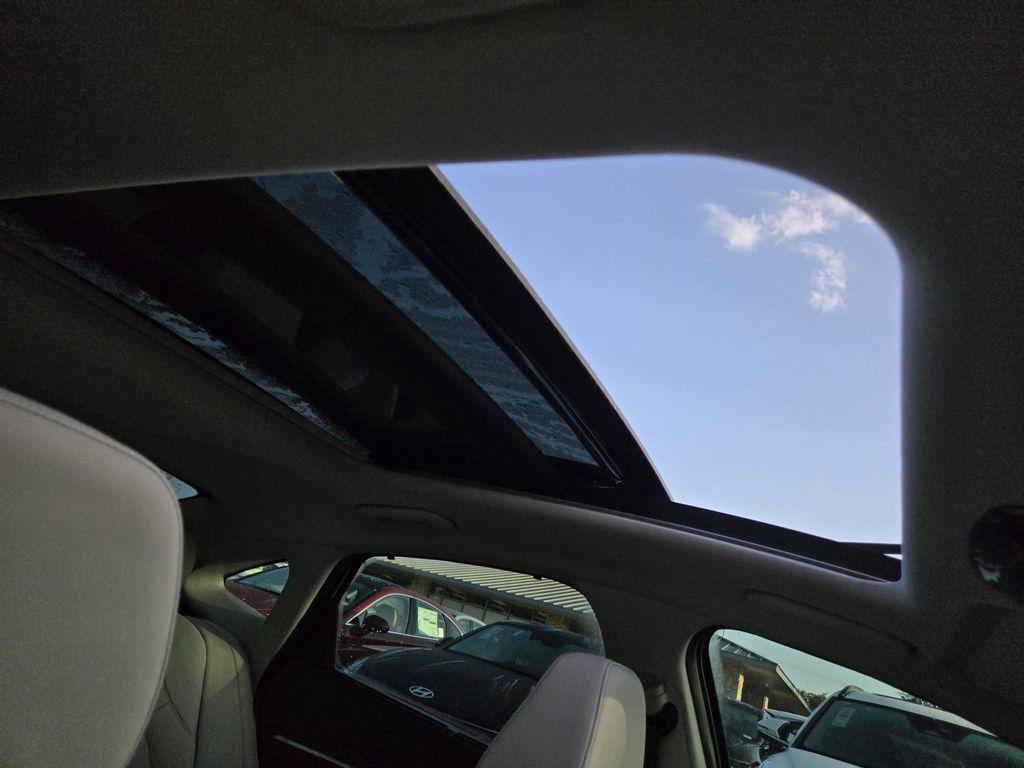 new 2025 Hyundai Sonata Hybrid car, priced at $36,808