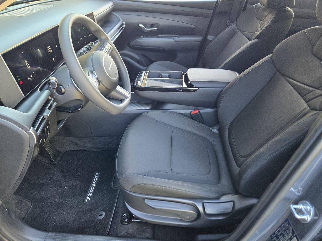 new 2026 Hyundai TUCSON Hybrid car, priced at $33,737