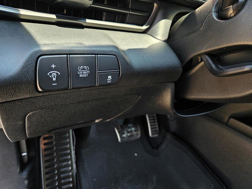 new 2025 Hyundai ELANTRA HEV car, priced at $26,484