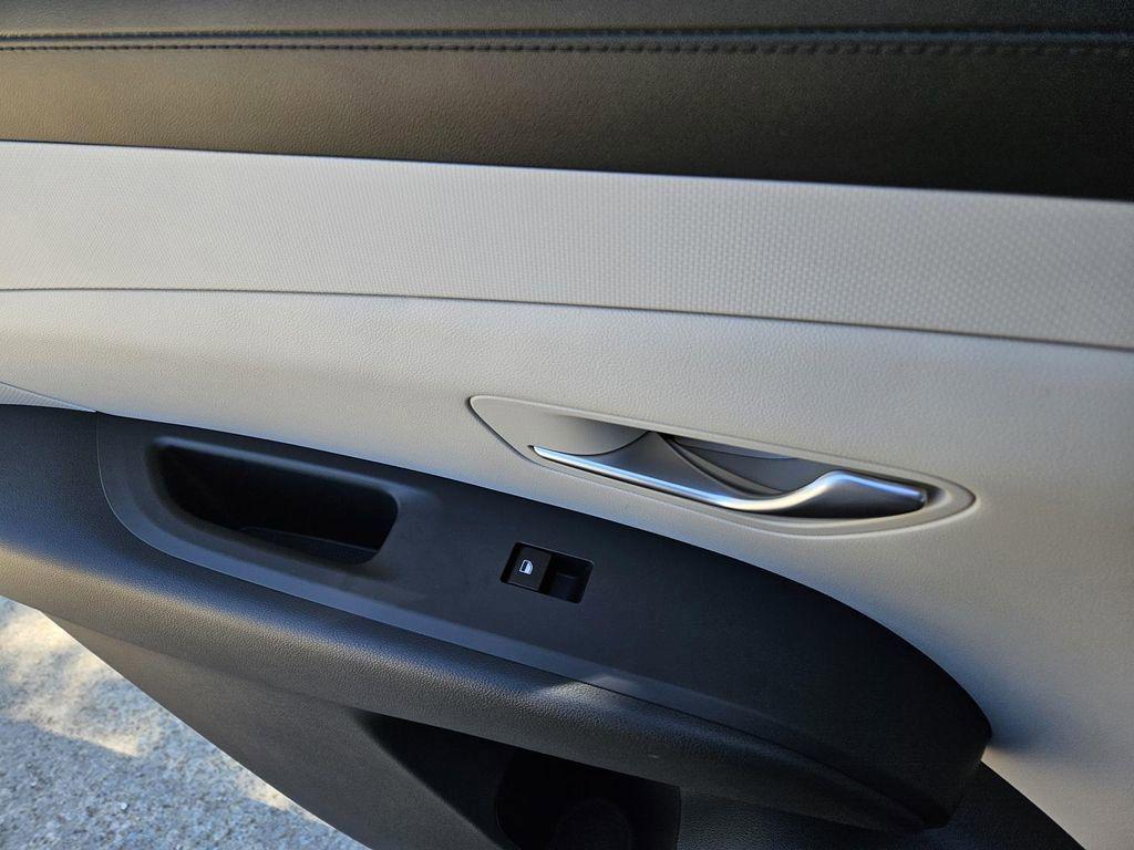 new 2025 Hyundai Tucson car, priced at $29,900