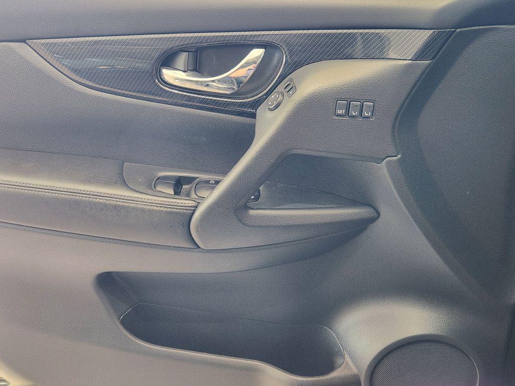 used 2018 Nissan Rogue car, priced at $12,500