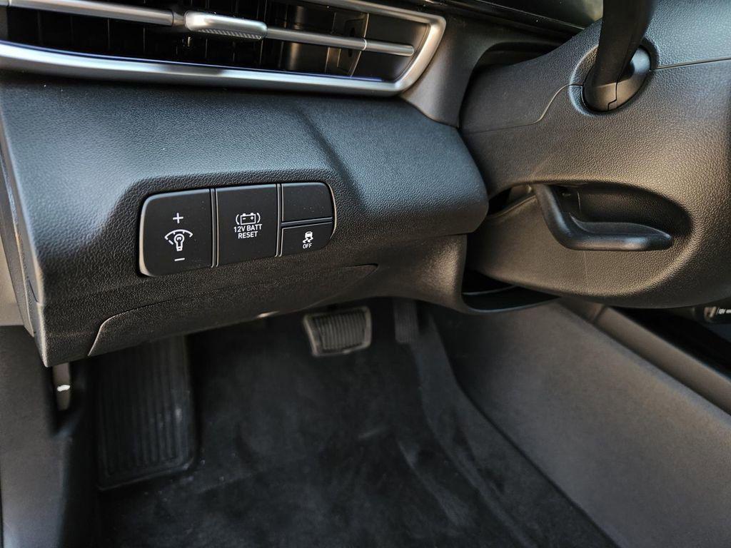 new 2025 Hyundai ELANTRA HEV car, priced at $30,082