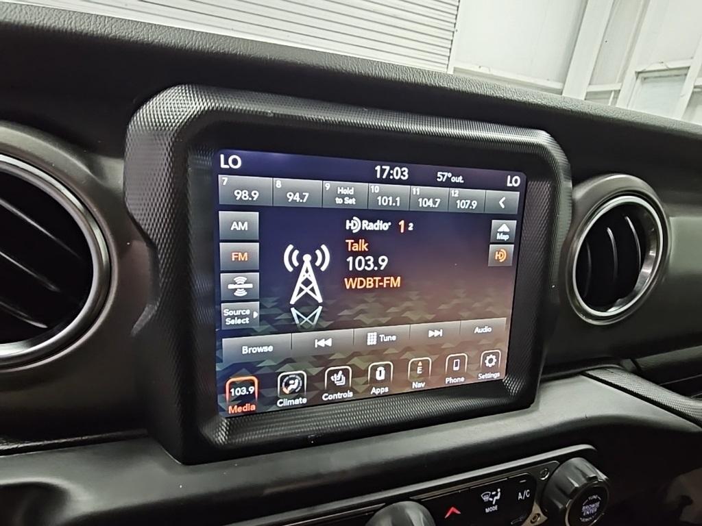 used 2022 Jeep Gladiator car, priced at $37,007