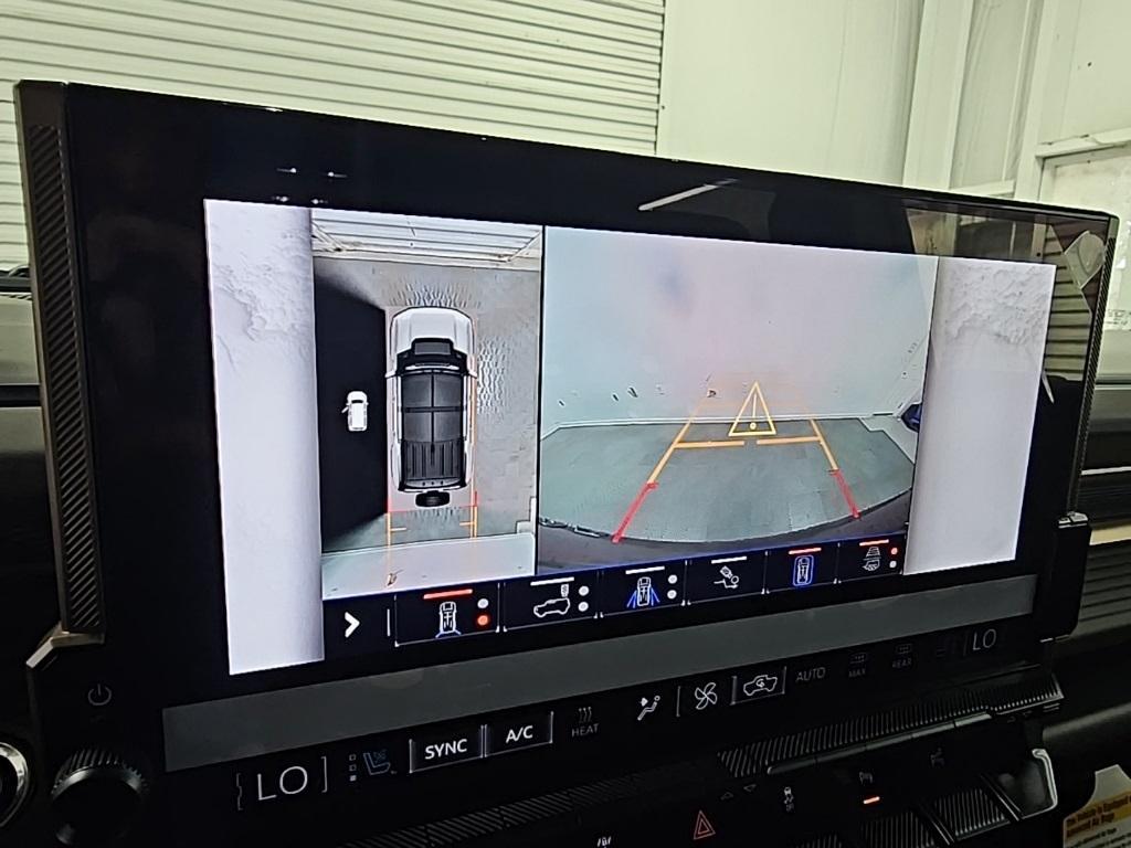 new 2025 GMC HUMMER EV SUV car, priced at $90,215