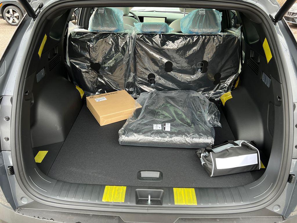 new 2026 Hyundai TUCSON Hybrid car, priced at $42,450