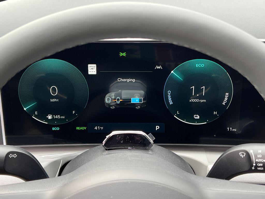 new 2026 Hyundai TUCSON Hybrid car, priced at $42,450