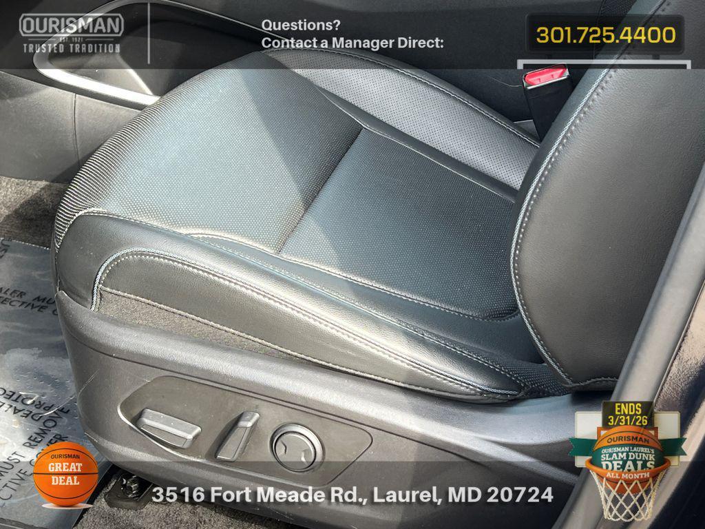 used 2024 Hyundai TUCSON Hybrid car, priced at $30,903