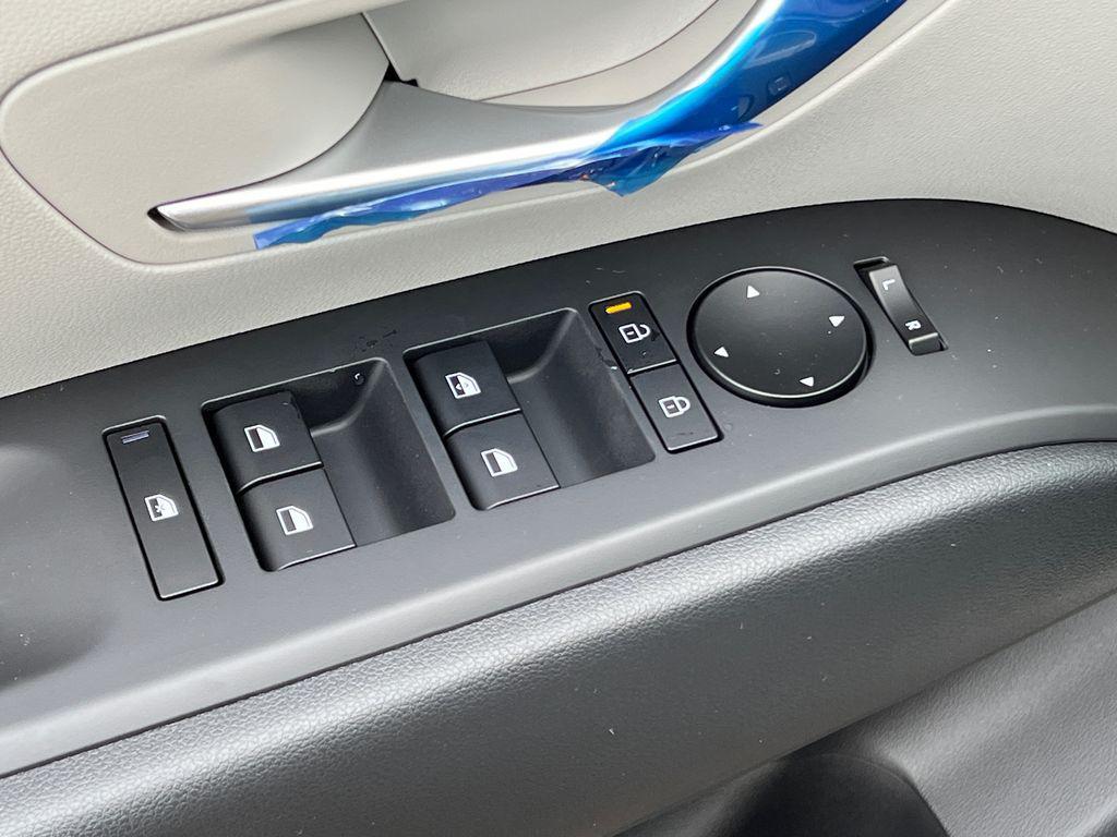 new 2026 Hyundai TUCSON Hybrid car, priced at $30,985