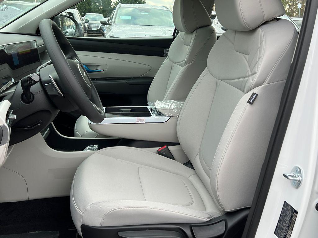 new 2026 Hyundai TUCSON Hybrid car, priced at $30,985