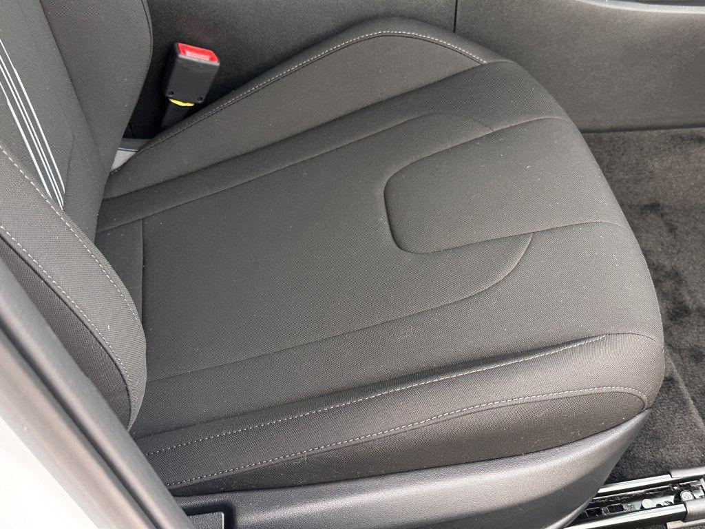 new 2025 Hyundai ELANTRA HEV car, priced at $22,998