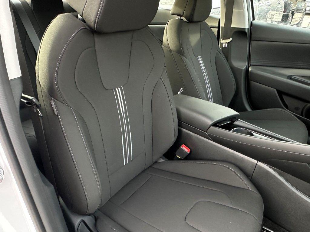 new 2025 Hyundai ELANTRA HEV car, priced at $22,998