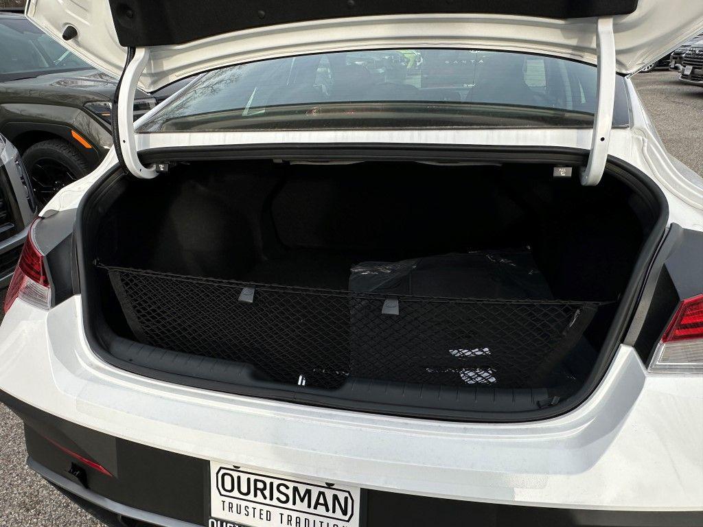 new 2025 Hyundai ELANTRA HEV car, priced at $22,998