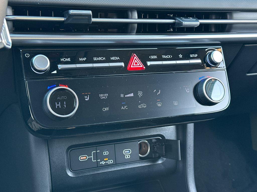 new 2026 Hyundai TUCSON Hybrid car, priced at $31,935