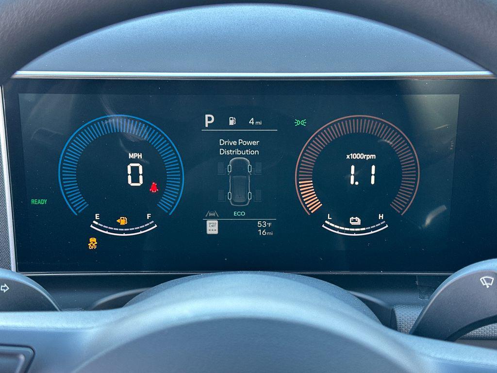 new 2026 Hyundai TUCSON Hybrid car, priced at $31,935