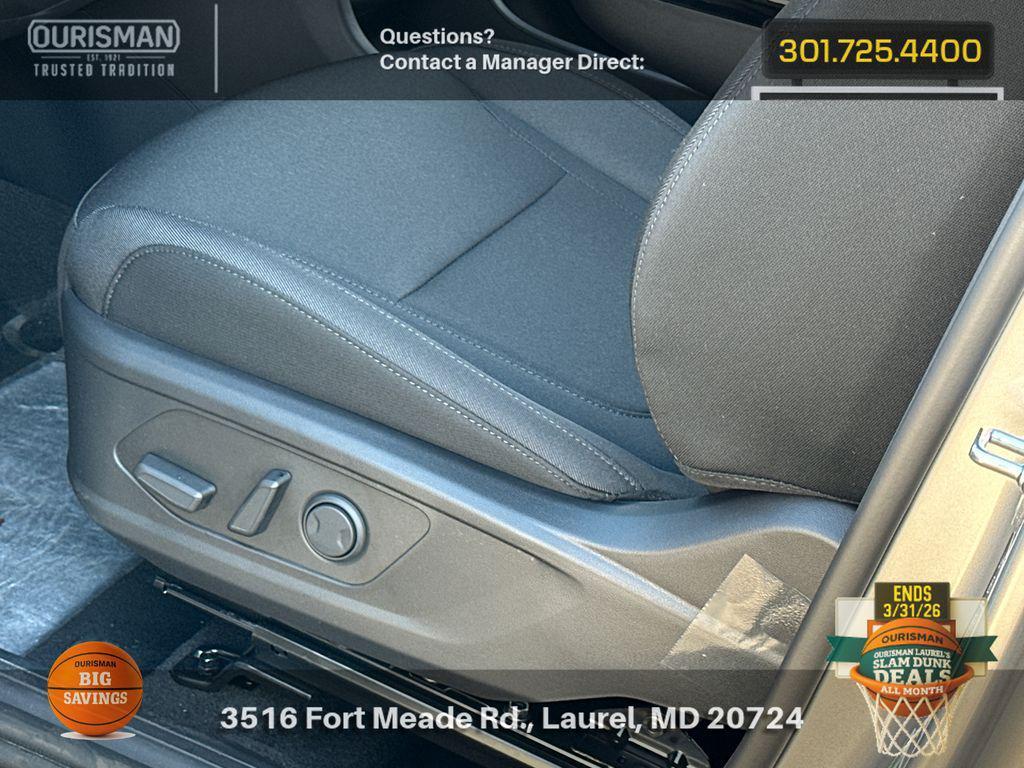 new 2026 Hyundai TUCSON Hybrid car, priced at $31,335