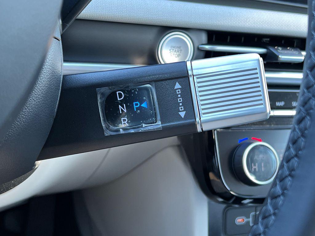 new 2026 Hyundai TUCSON Hybrid car, priced at $33,704