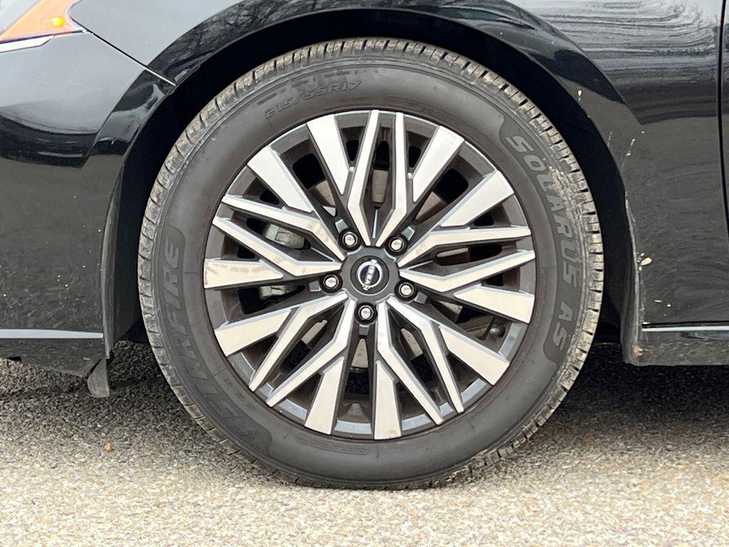 used 2023 Nissan Altima car, priced at $17,801