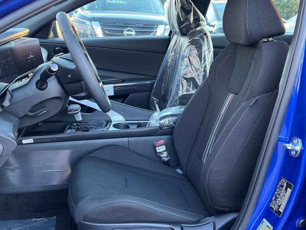 new 2026 Hyundai ELANTRA HEV car, priced at $27,685