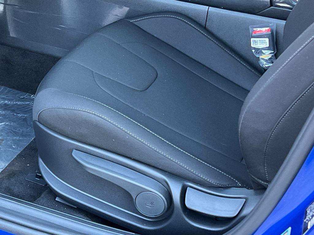 new 2026 Hyundai ELANTRA HEV car, priced at $27,685