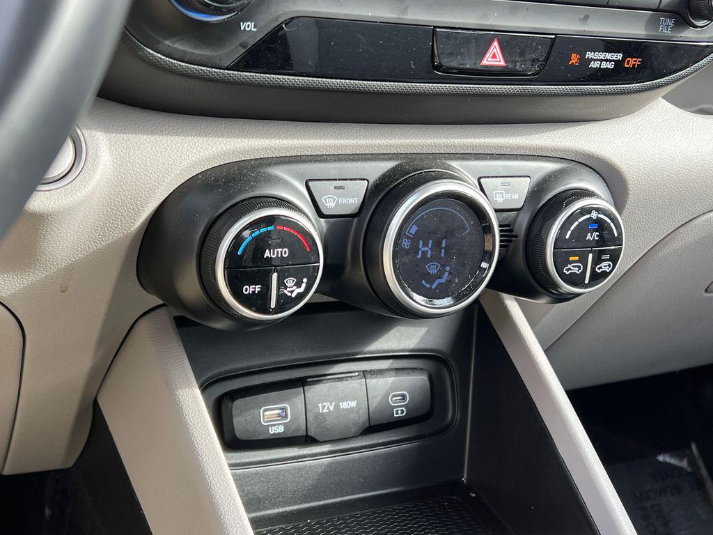 used 2025 Hyundai Venue car, priced at $19,801