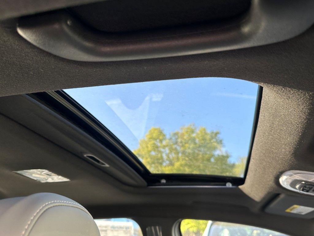 new 2025 Hyundai ELANTRA HEV car, priced at $26,995