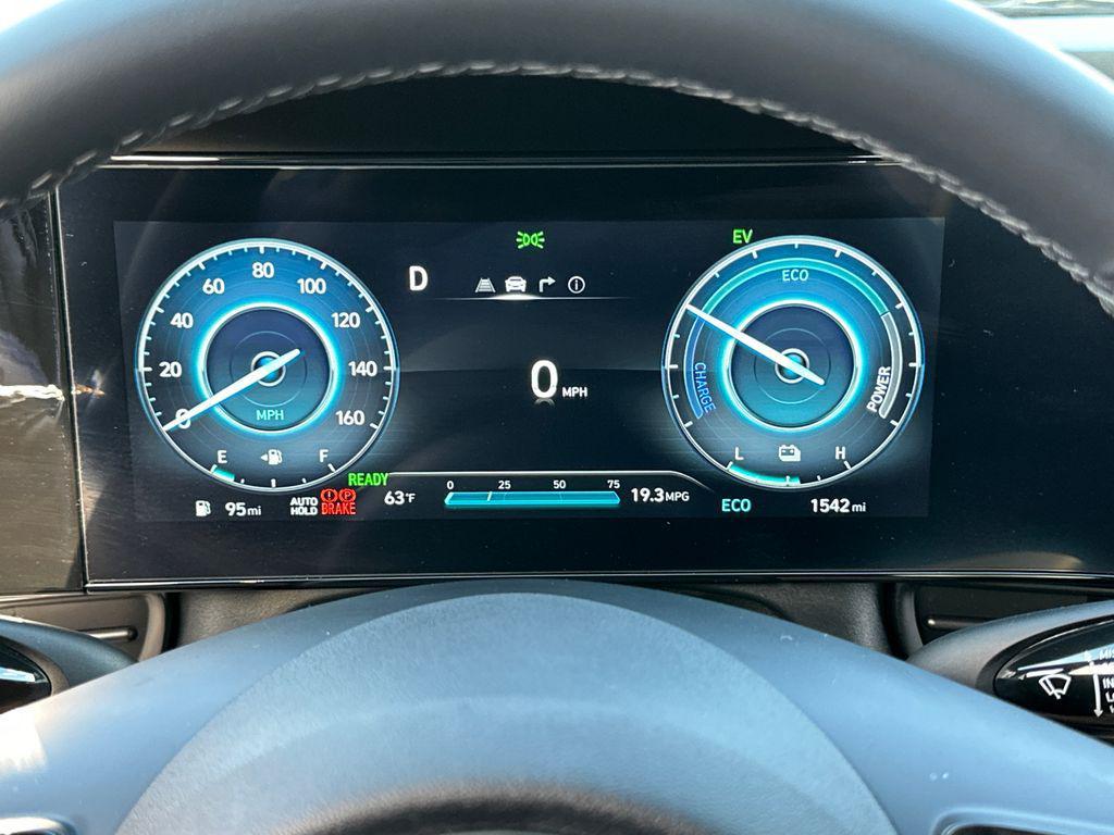 used 2025 Hyundai ELANTRA HEV car, priced at $21,804