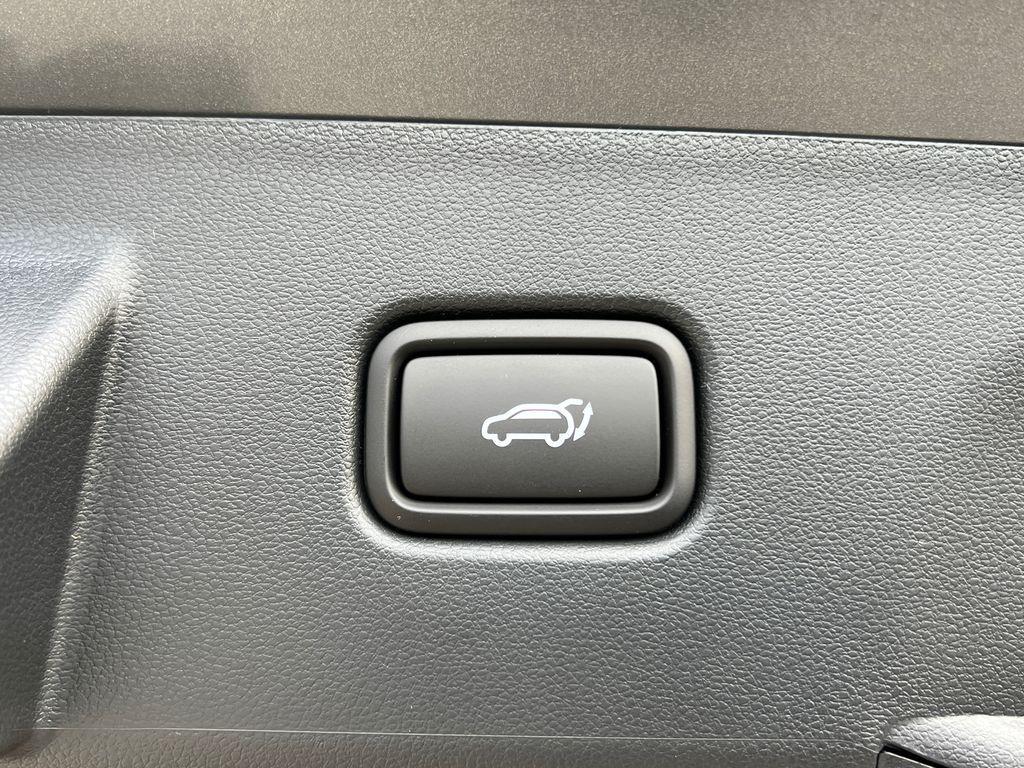 new 2026 Hyundai TUCSON Hybrid car, priced at $31,995