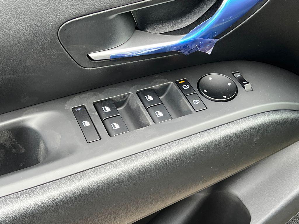 new 2026 Hyundai TUCSON Hybrid car, priced at $31,995